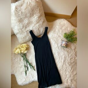 Black ribbed Ambiance tight body con dress in size small.